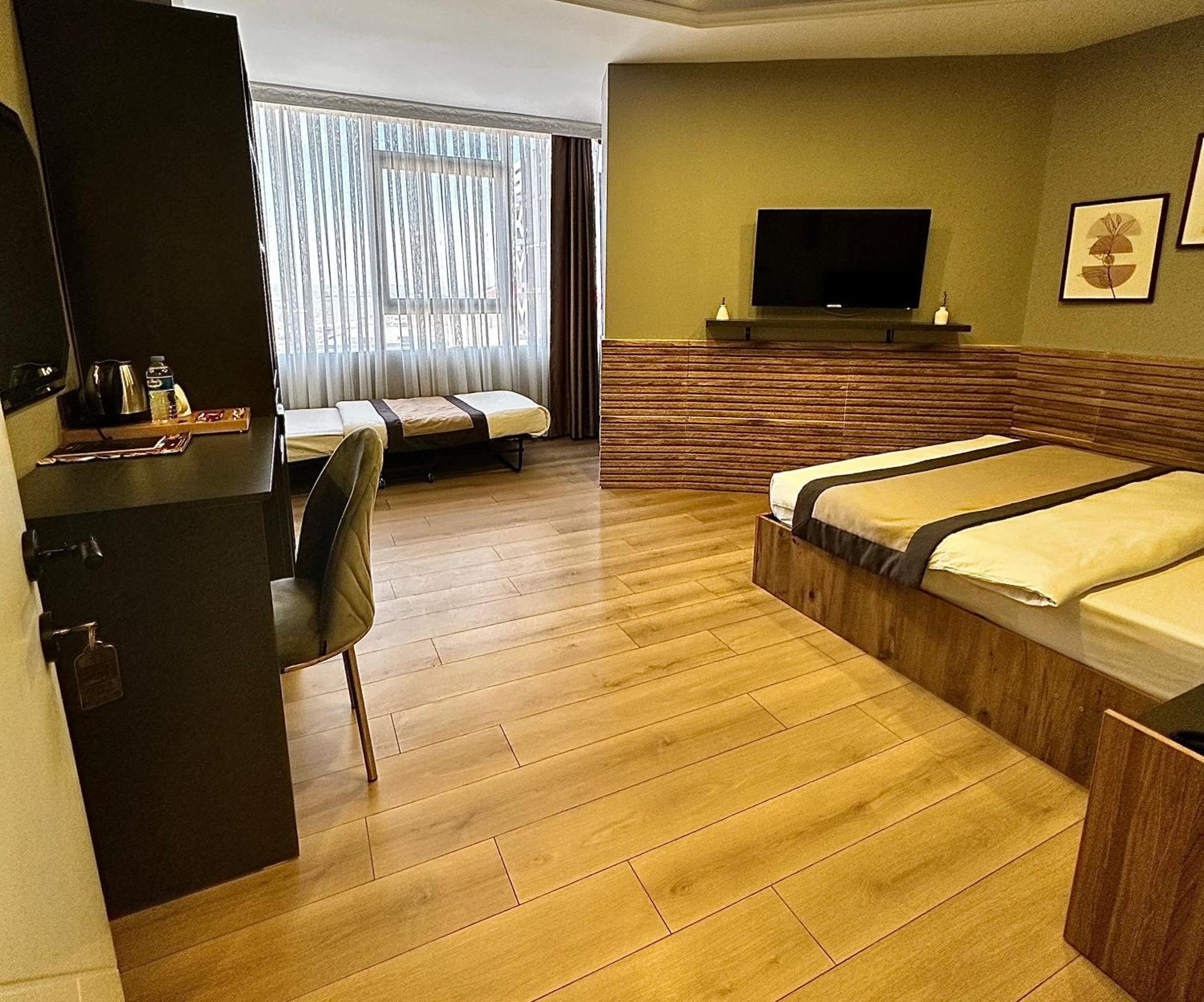 Skymoon Istanbul Airport Hotel Arnavutkoy Bagian luar foto