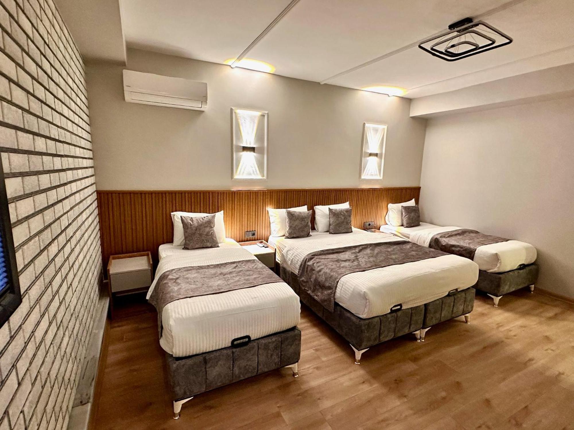 Skymoon Istanbul Airport Hotel Arnavutkoy Bagian luar foto