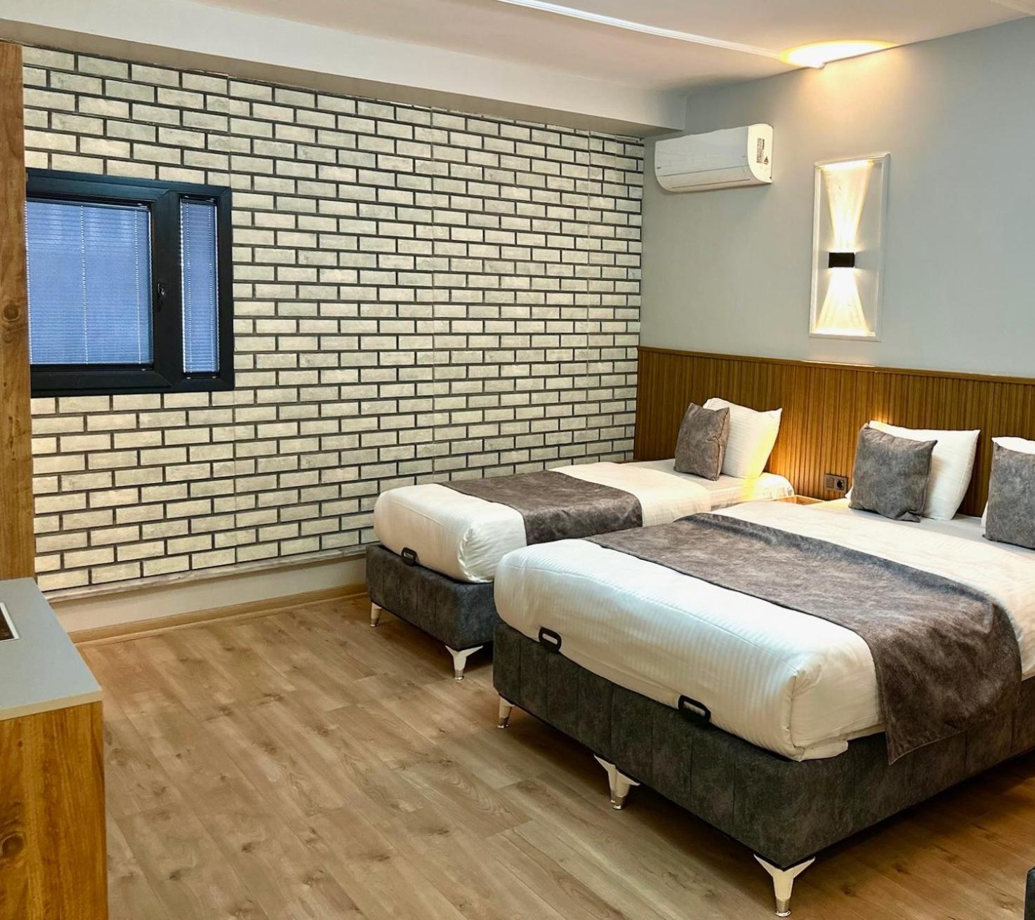 Skymoon Istanbul Airport Hotel Arnavutkoy Bagian luar foto